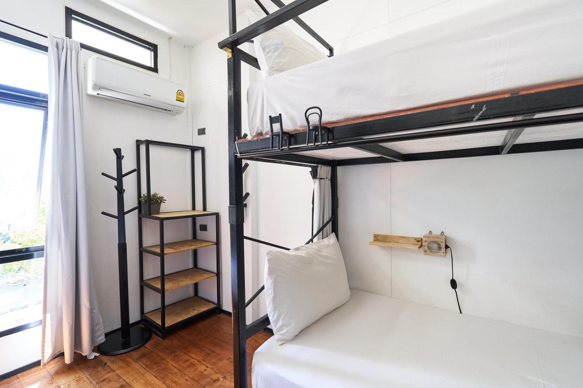 Sherloft Home & Hostel Chiang Mai Eksteriør bilde