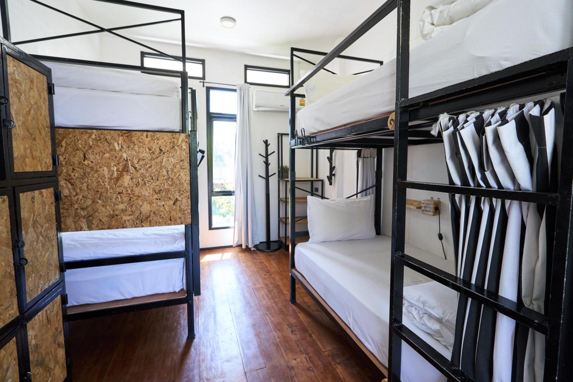 Sherloft Home & Hostel Chiang Mai Rom bilde