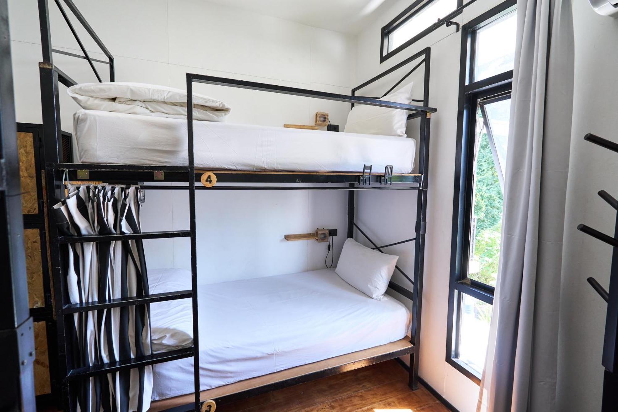 Sherloft Home & Hostel Chiang Mai Eksteriør bilde