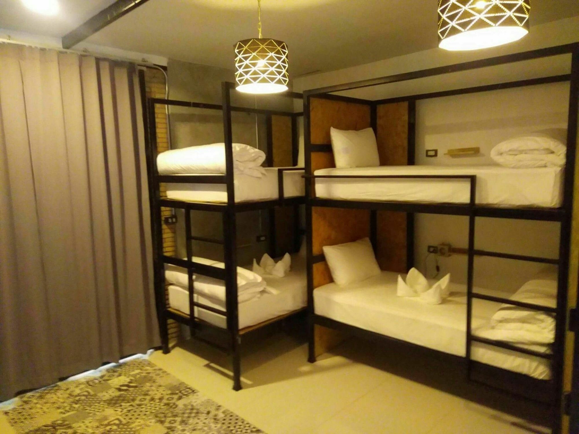 Sherloft Home & Hostel Chiang Mai Eksteriør bilde